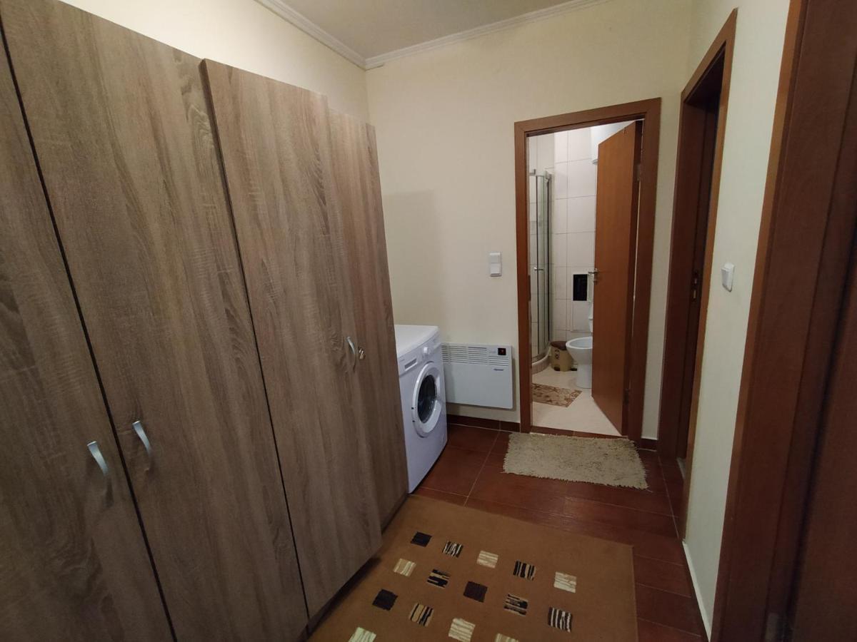 Pine Tree Apartment 3 - B3 Bansko Eksteriør bilde
