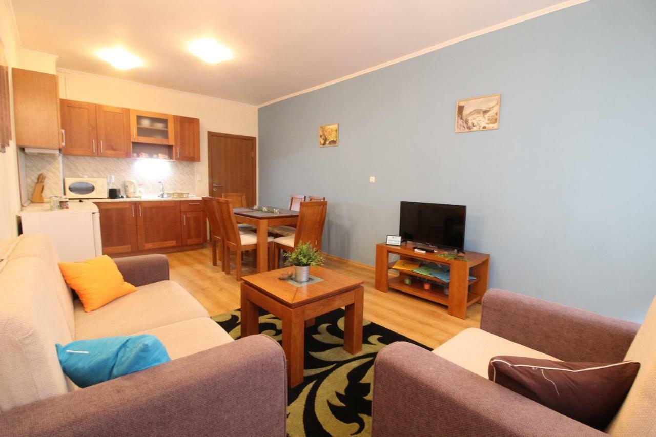 Pine Tree Apartment 3 - B3 Bansko Eksteriør bilde